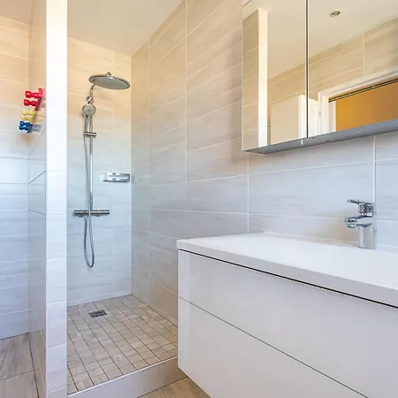 Апартаменты Les Asterides By Interhome